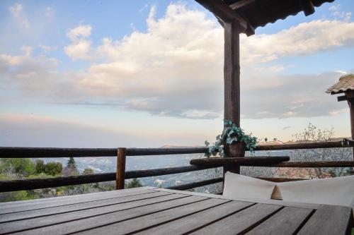 Hostal Vathyskia Guesthouse