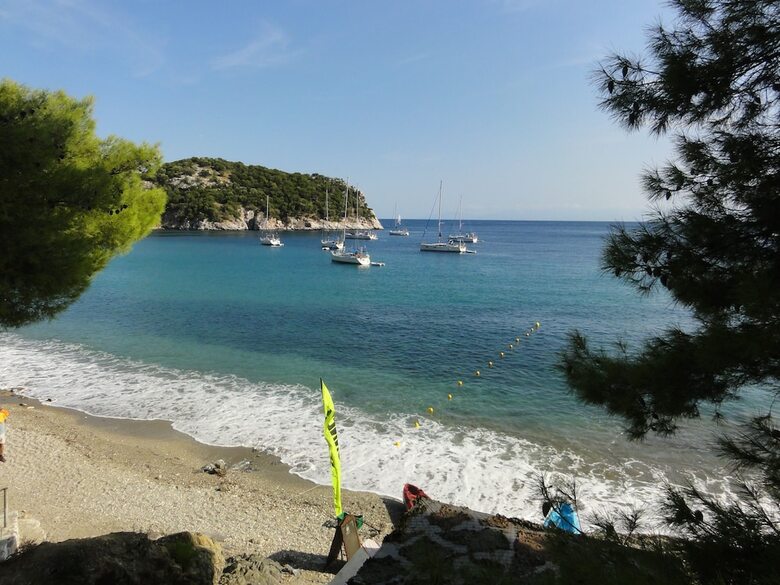 Stafylos Suites & Boutique Hotel