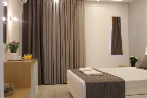 Zeus Hotel