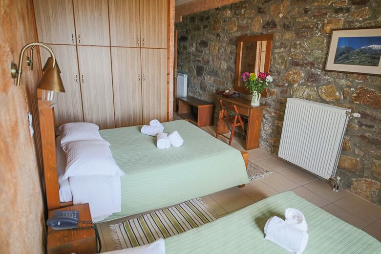 Faris Hotel