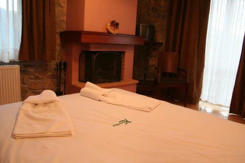 Hotel Karyatis Resort
