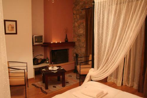 Hotel Karyatis Resort
