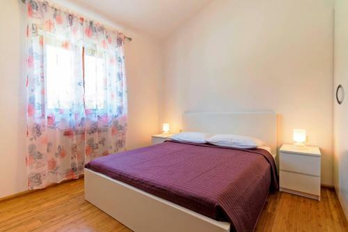 Holiday Home Jadran (lbn310)