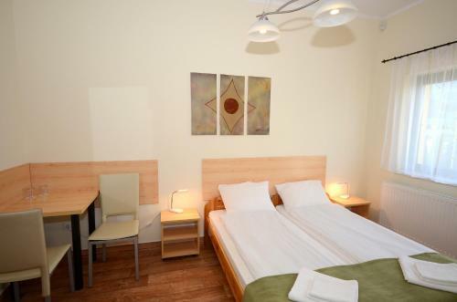 Bed & Breakfast Sz�rsz� Panzi�