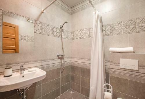 Bed & Breakfast T�lgyfa Fogad�