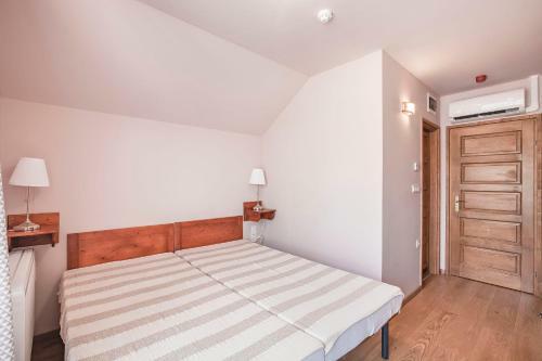 Bed & Breakfast T�lgyfa Fogad�