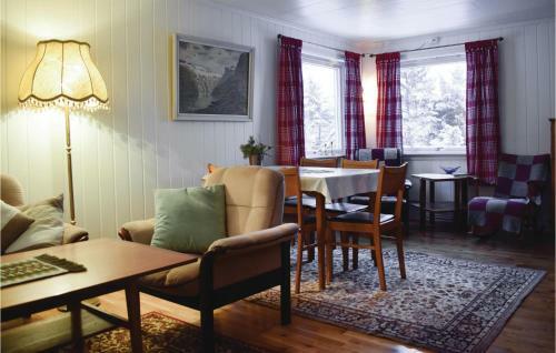 Holiday Home Leknes Voievn.