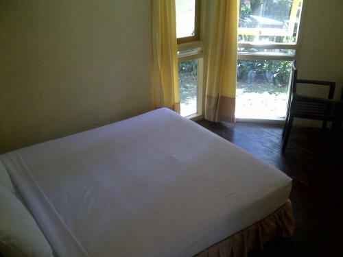 Hotel Lembah Safari Cisarua