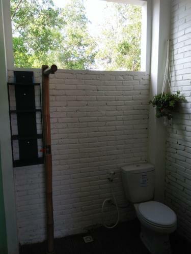 Hostal La Calypso Guesthouse
