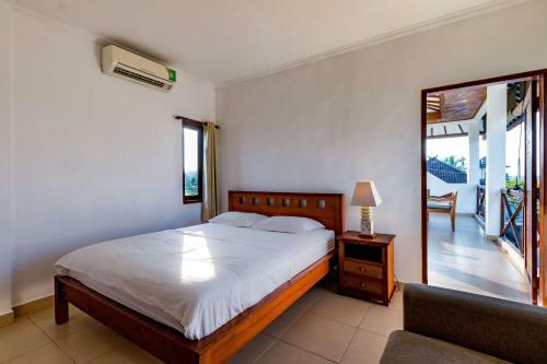 Hostal Medewi Surf Villa
