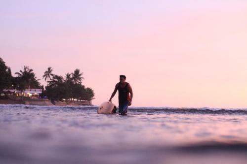 Hostal Medewi Secret Surfcamp