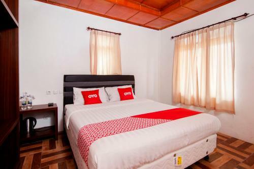 Hotel Oyo 1812 Dg Inn