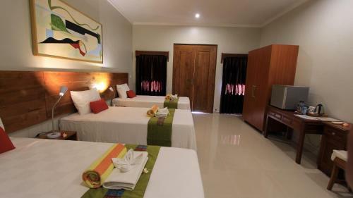 Poinciana Resort