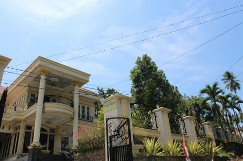 Angela Homestay Manado