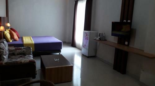 City Hotel