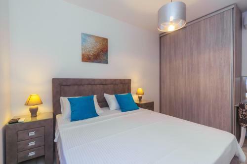 Apartments Monte Re