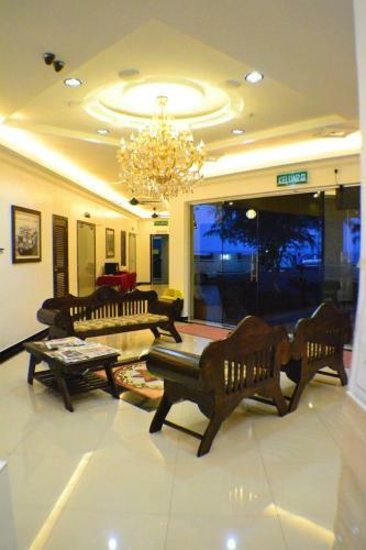 Posada Teluk Lipat Seaview Inn