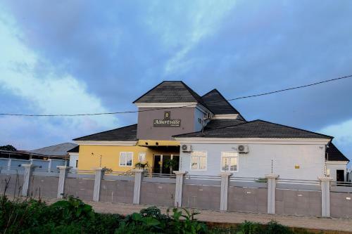 Hotel Albertville Luxury Rooms