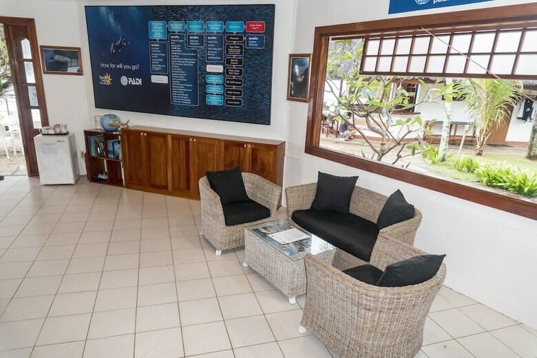 Hotel Quo Vadis Dive Resort