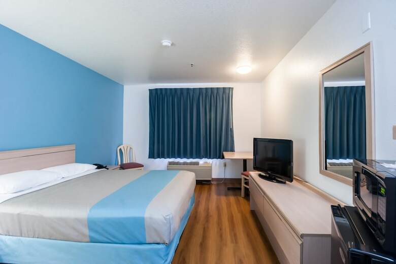 Hotel Motel 6 Seaside