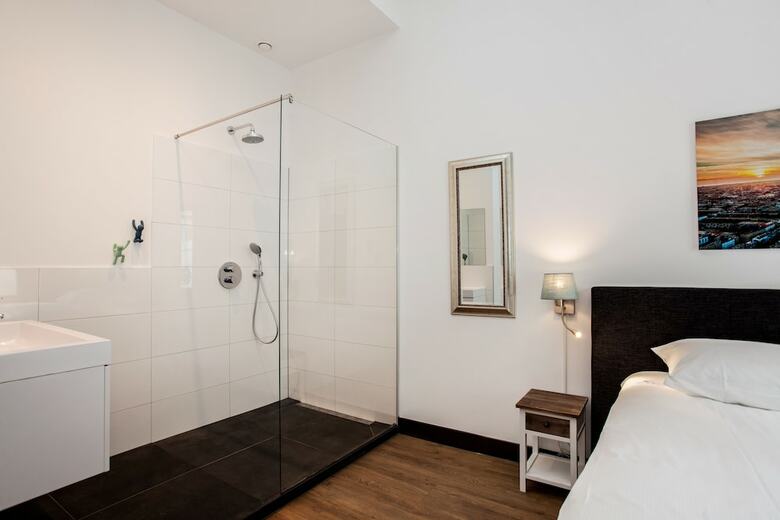Stayci Serviced Apartments Royal Palace