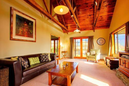 Bed & Breakfast Glenorchy Lake House