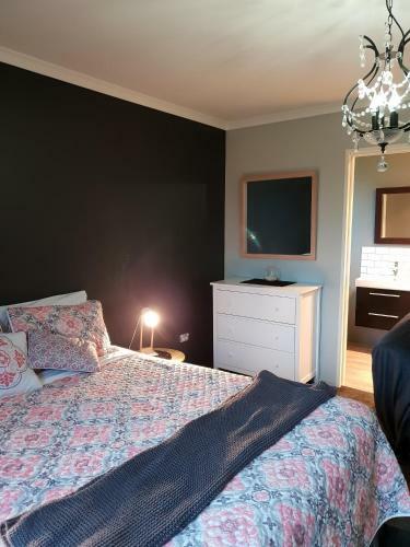 Hostal The Blackhouse Bnb Private Guest Room