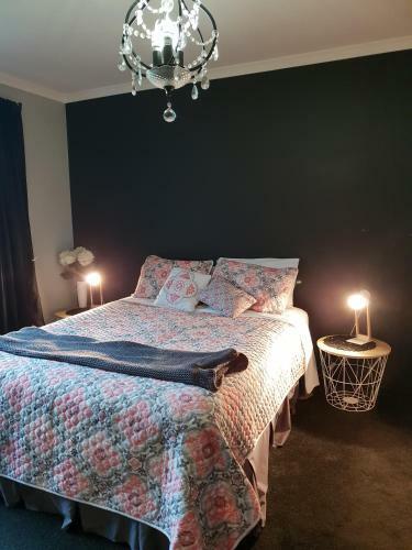 Hostal The Blackhouse Bnb Private Guest Room