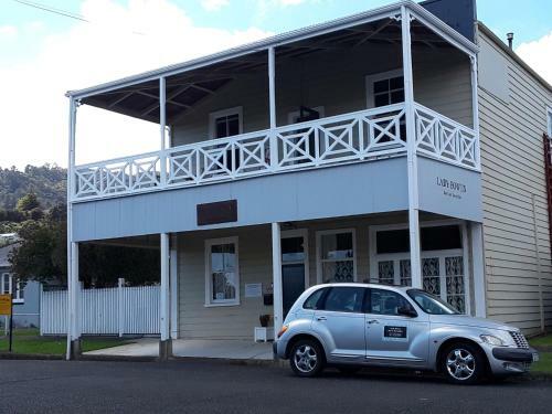 Lady Bowen Bed & Breakfast