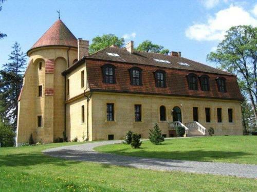 Hotel Zamek Dobra