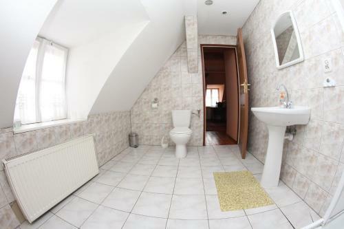 Apartamento Noclegi Z Klas? Dworek