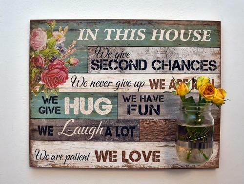 Sweet Story Central Apartment