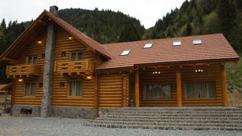 Hostal Pensiunea Izbucul Tauz
