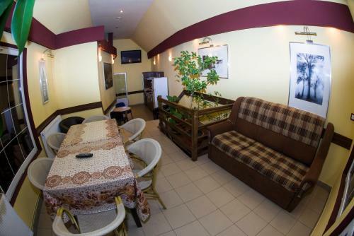Hostal Pensiunea Eden