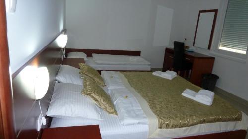 Hostal Guesthouse Villa Inn