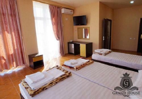 Hostal Guest House Grand House