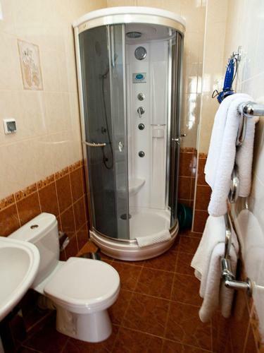 Hostal Yunona Guest House