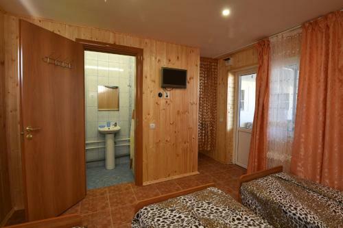 Hostal Guest House On Tamanskaya