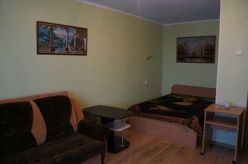 Apartment On Bagayeva Street