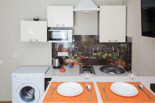 Nine Nights Apartments On Postysheva 65