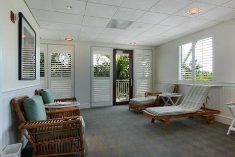The Naples Beach Hotel & Golf Club