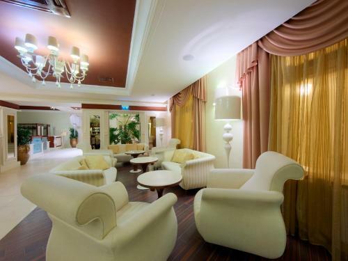 Hotel Dvor Podznoeva Glavniy Korpus