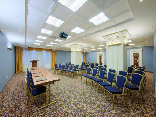 Hotel Dvor Podznoeva Glavniy Korpus