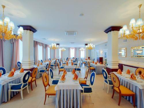 Hotel Dvor Podznoeva Glavniy Korpus