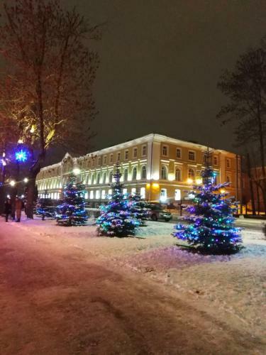 Apartment Near Lopatinsky Garden, Center