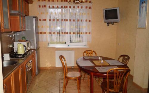 Apartment On Olimpiyskiy Bulvar 2