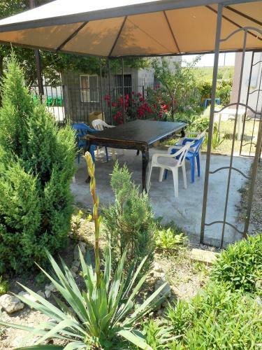 Hostal Guest House Anastasia