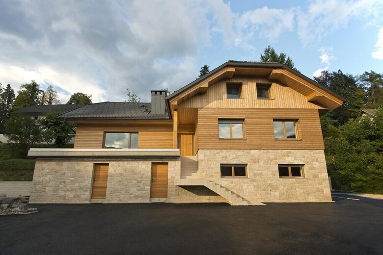 Hostal Vila Alpina