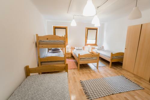Hostel Kozmus