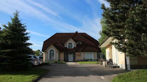 Hostal Apartmaji In Sobe Ramar